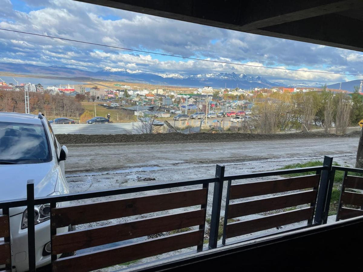 Mirando Al Canal Ushuaia Esterno foto